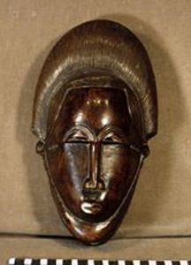 Thumbnail of Face Mask (1986.21.0001)