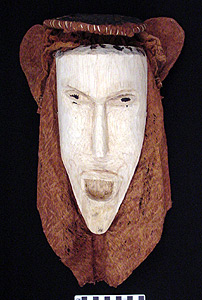 Thumbnail of Peleacon Bark Cloth Mask (2000.01.0251)