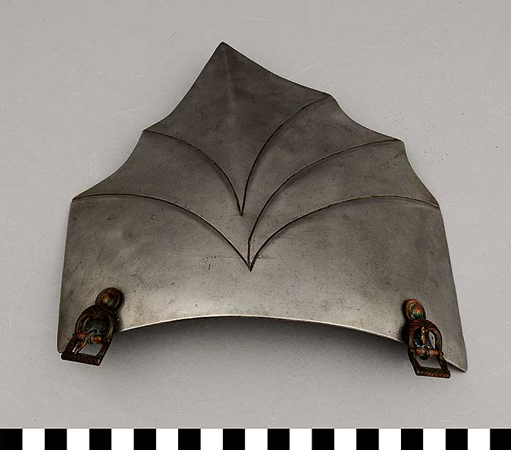 Thumbnail of Reproduction Gothic Armor: Plate (1913.09.0002F)