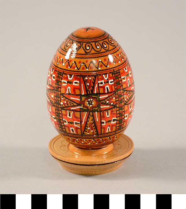 Thumbnail of Pysanka, Easter Egg (1978.04.0016A)