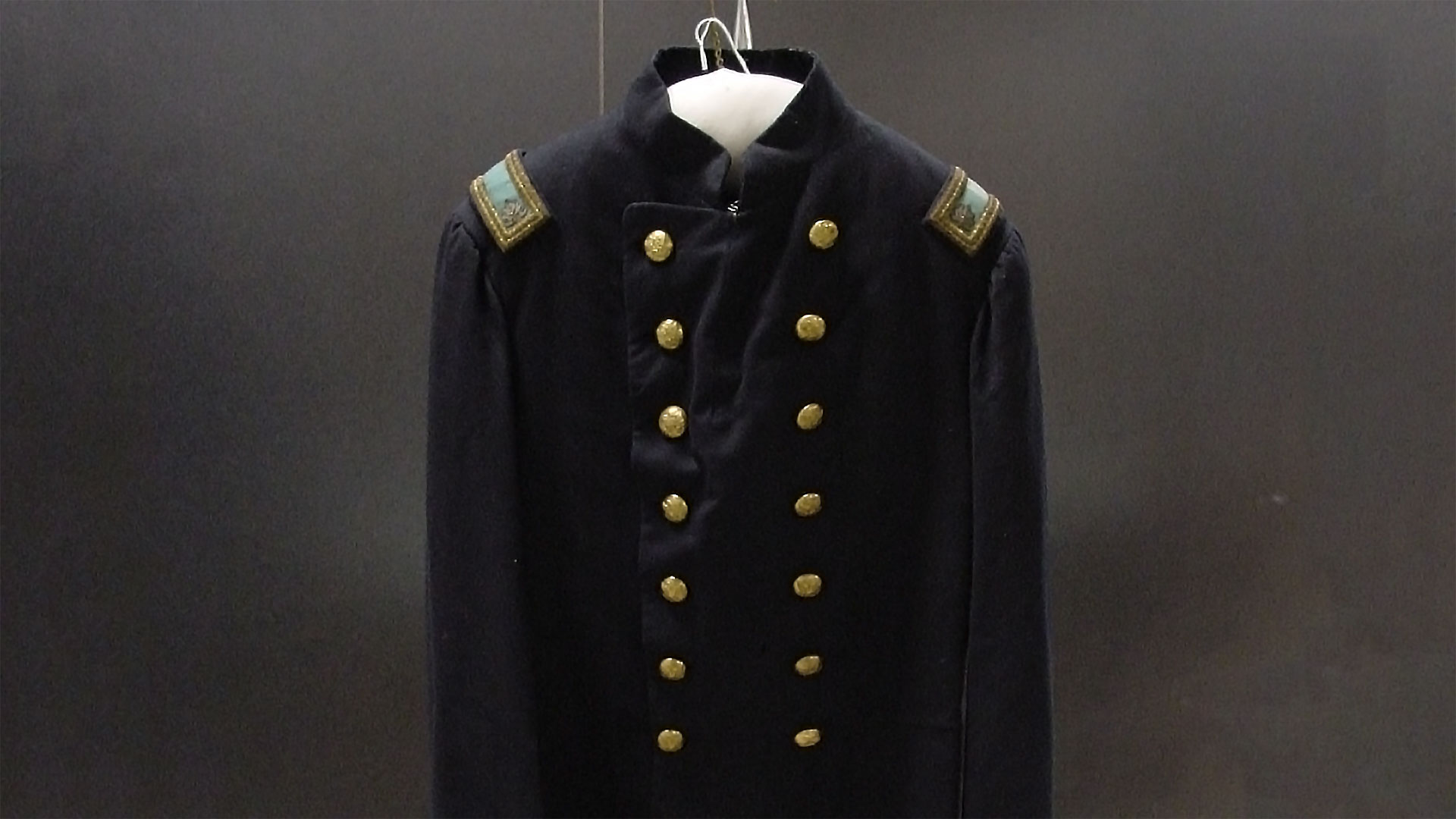 Featured Object: Civil War U.S. Army Uniform: Lt. Col.'s Full Dress Coat overview image
