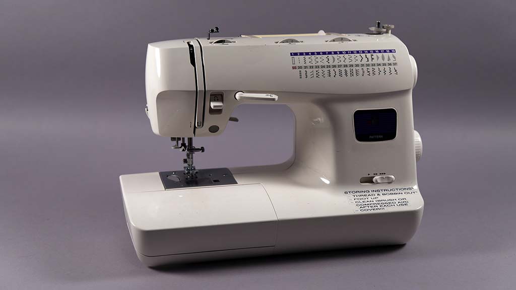 RIP Faithful Sewing Machine (2000—2016)