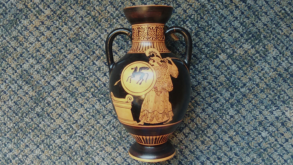 a photo of the amphora in the kit