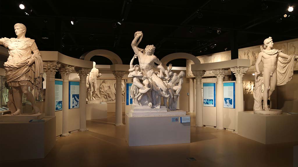 greek and roman sculptures