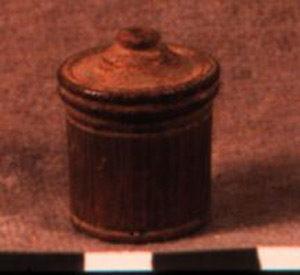 Thumbnail of Kohl Container, Lid ()
