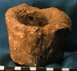 Thumbnail of Stone Tool:  Oil Lamp (1924.02.0174)