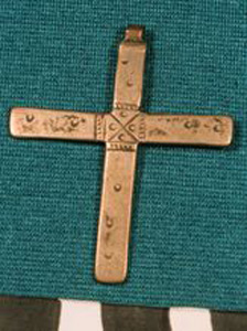 Thumbnail of Cross Pendant (1971.05.0007)