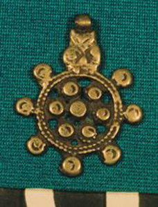 Thumbnail of Pendant (1971.05.0023)