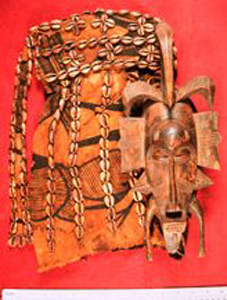 Thumbnail of Kpelie Face Mask (1990.10.0106A)