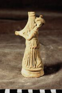 Thumbnail of Figurine: Woman with Trigon (1922.01.0171)