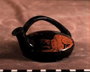 Thumbnail of Red Figure Askos (1925.03.0005)
