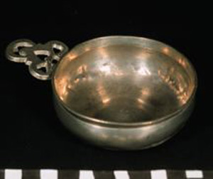 Thumbnail of Reproduction of a Miniature Porringer (1934.01.0090)