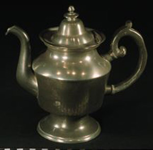 Thumbnail of Teapot (1934.01.0093)