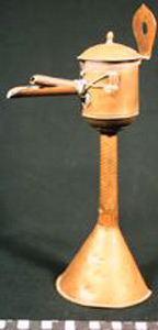 Thumbnail of Lamp Lid (1944.03.0002C)