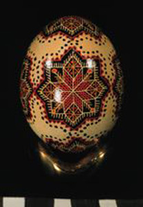 Thumbnail of Pysanka, Easter Egg (1975.04.0016)