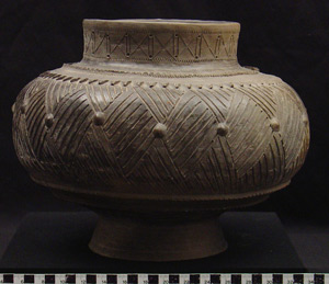 Thumbnail of Water Jar: Base (1997.02.0004A)