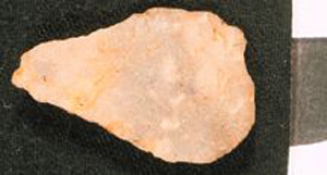 Thumbnail of Stone Tool: Point (1915.07.0033)