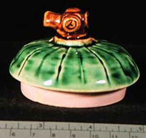 Thumbnail of Majolica Sugar Bowl Lid (1934.01.0068B)