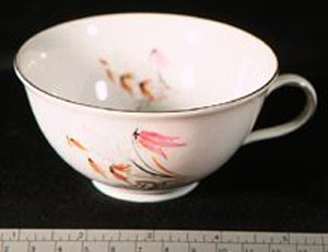 Thumbnail of Teacup (1968.05.0012)