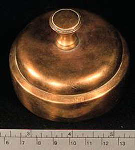 Thumbnail of Samovar: Lid (1968.08.0001B)