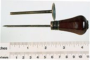 Thumbnail of Leatherworking Awl (1901.05.0010C)