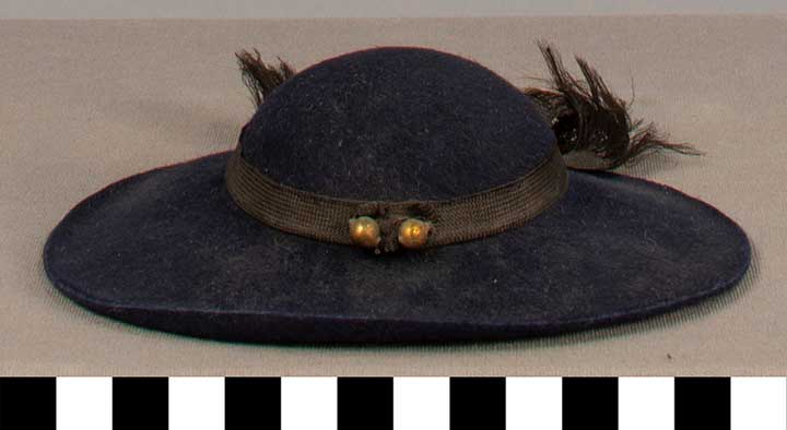 Thumbnail of Male Doll: Hat (1913.07.0023C)