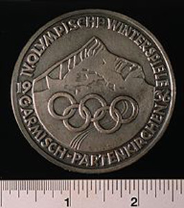 Thumbnail of Olympic Participation Medal: IV Olympiad (1977.01.0705)