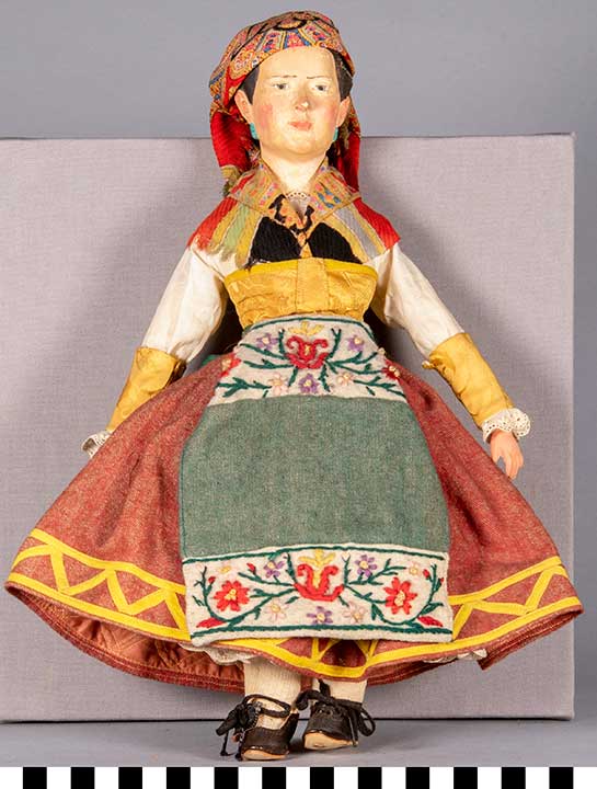 Thumbnail of Female Doll: Roman Campagna (1913.07.0012A)