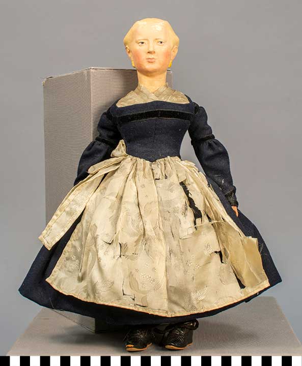 Thumbnail of Female Doll: Zillertal (North Tirol) (1913.07.0044A)