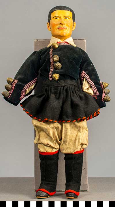 Thumbnail of Male Doll: Sardinia (1913.07.0053A)