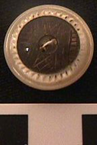 Thumbnail of Button (1972.21.0341)