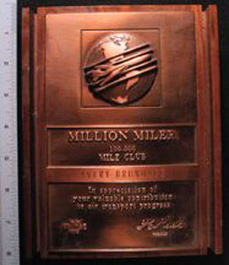 Thumbnail of Plaque: United Air Lines Million Miler (1977.01.0460)