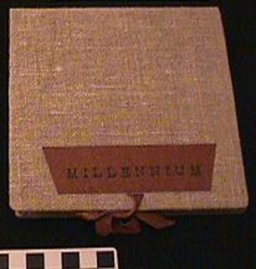 Thumbnail of Commemorative Medallion Case (1977.01.0522B)