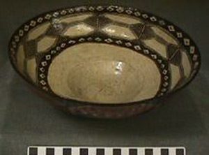 Thumbnail of Serving Bowl (1997.15.0517)