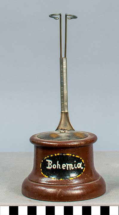 Thumbnail of Display Stand for Doll (1913.07.0047B)