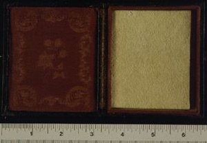 Thumbnail of Daguerrotype Case (1963.01.0036)