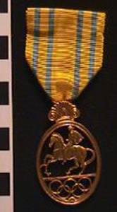 Thumbnail of Medal: Order of Merit (1977.01.0730)