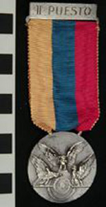 Thumbnail of Award Medal: 2nd Place, VII Juegos Deportivos Centroamericanos y del Caribe (1977.01.0762B)