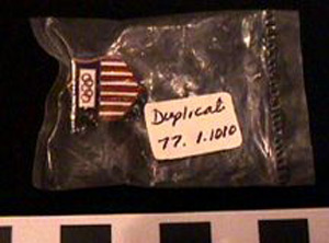 Thumbnail of Commemorative Olympic Tie Tack: U.S. Olympic Shield (1977.01.1010B)