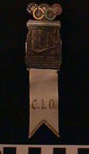 Thumbnail of IOC Member Badge: First Pan-American Games (1977.01.1418D)