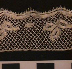 Thumbnail of Bobbin Lace Fragment (1984.05.0011)