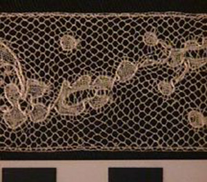 Thumbnail of Lace Insert (1984.05.0018)