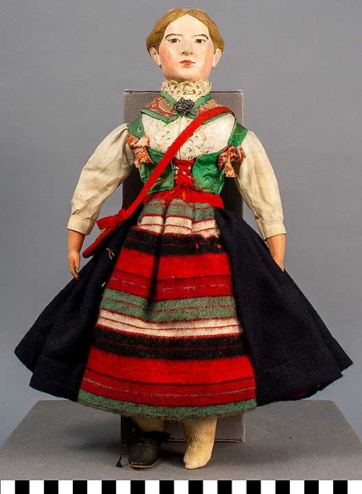 Thumbnail of Female Doll: Rätwik (Sweden) (1913.07.0010A)
