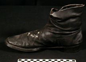 Thumbnail of Boot, Right (1913.15.0002G)