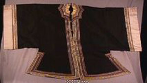 Thumbnail of Robe (1993.18.0095)