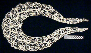 Thumbnail of Battenburg Lace Collar (1900.26.0084)
