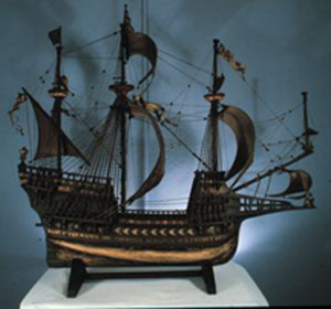 Thumbnail of Model: Warship Display Stand (1913.09.0007B)