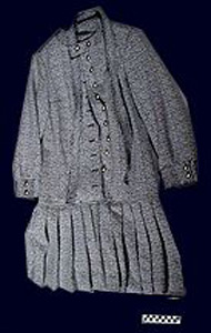 Thumbnail of Dress (1975.09.0001A)