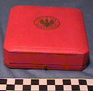 Thumbnail of Diplomatic Award Medal Case (1986.24.0006B)