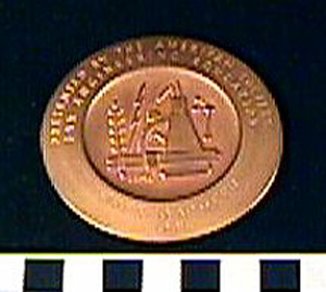 Thumbnail of Medal: The Vincent Bendix Award (1991.04.0005)